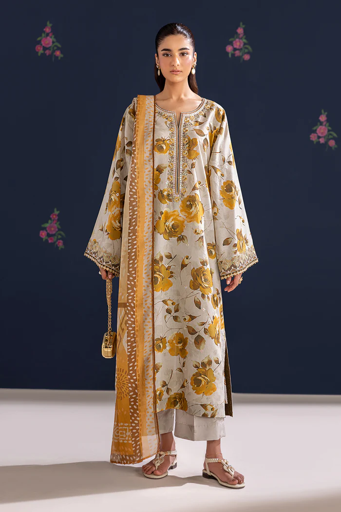 Baroque Embroidered Lawn - B017